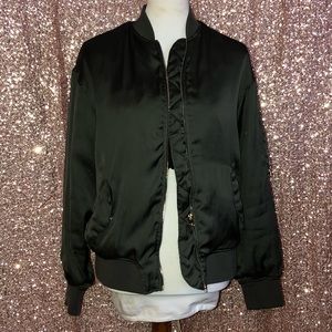 H&M - Olive green bomber jacket